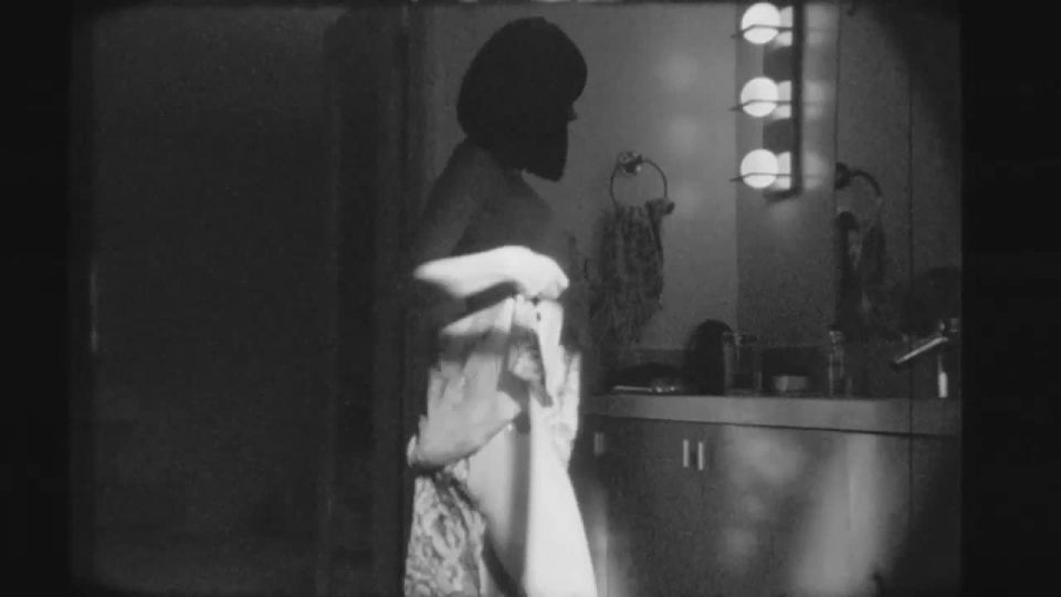 Rose McGowan – Wild Rose (2013) HD 720p!!!