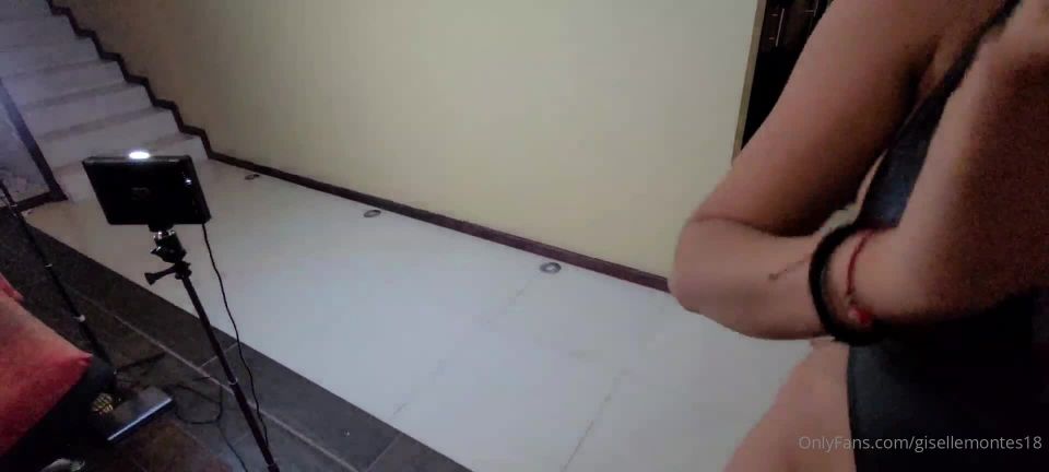 Giselle Montes - gisellemontes18 () Gisellemontes - sesin de fotos hot 07-05-2021