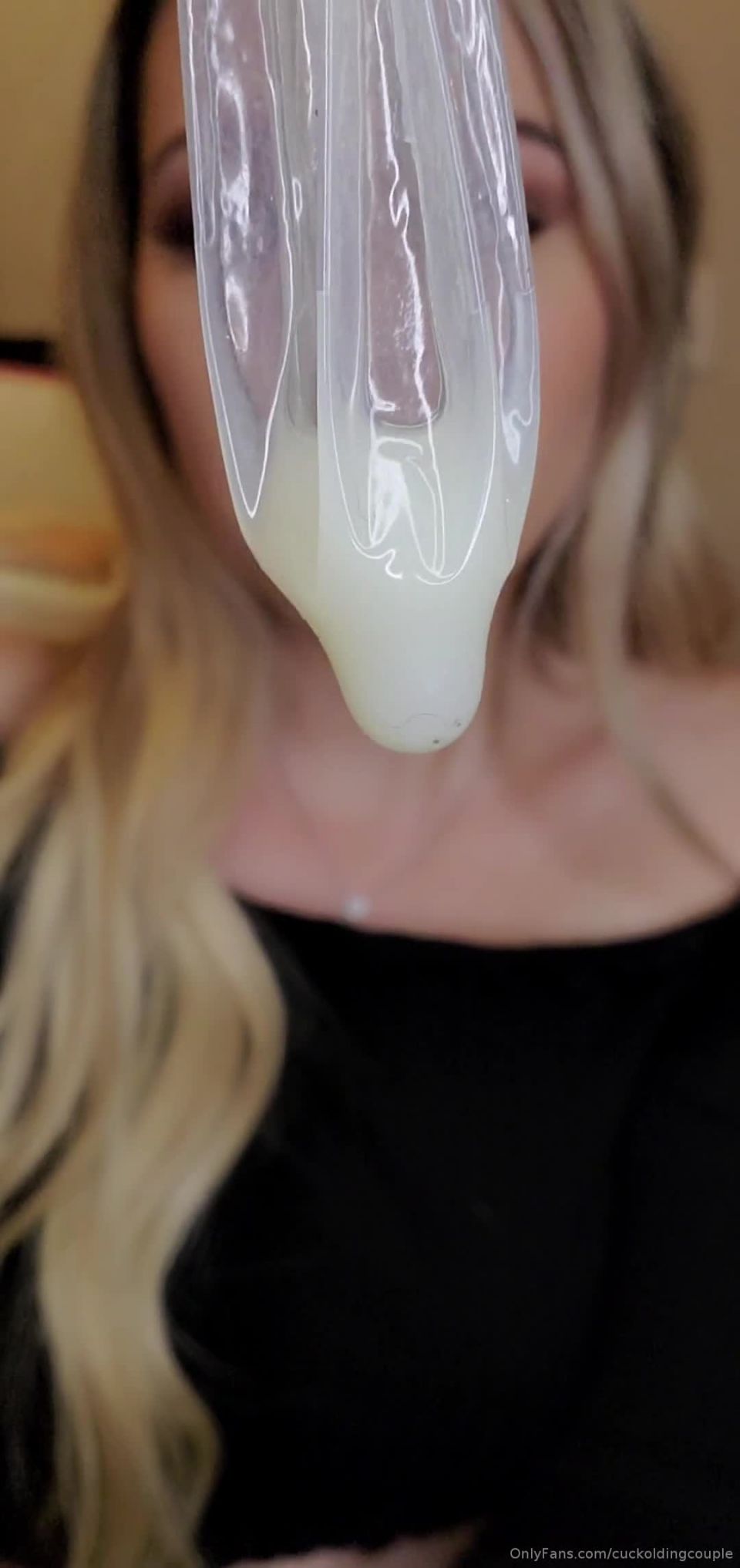 Cuckoldingcouple - miss lilly presents cuckolding used condom edition 08-10-2020