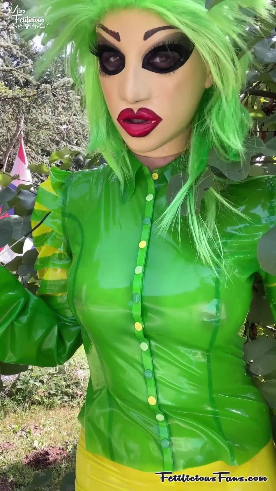 FetiliciousFans SiteRipPt 2The Green Punk Girl Dress Up