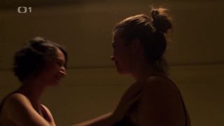 Eva Hacurova - Jak si nepodelat zivot s01e01 (2019) HD 1080p - (Celebrity porn)