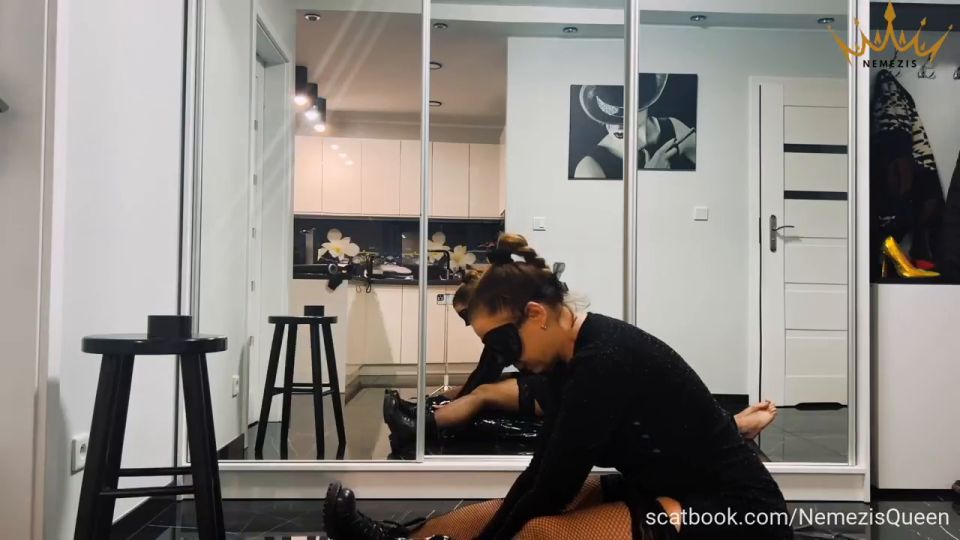 Femdom Nemezis Queen – (PL) Facesitting