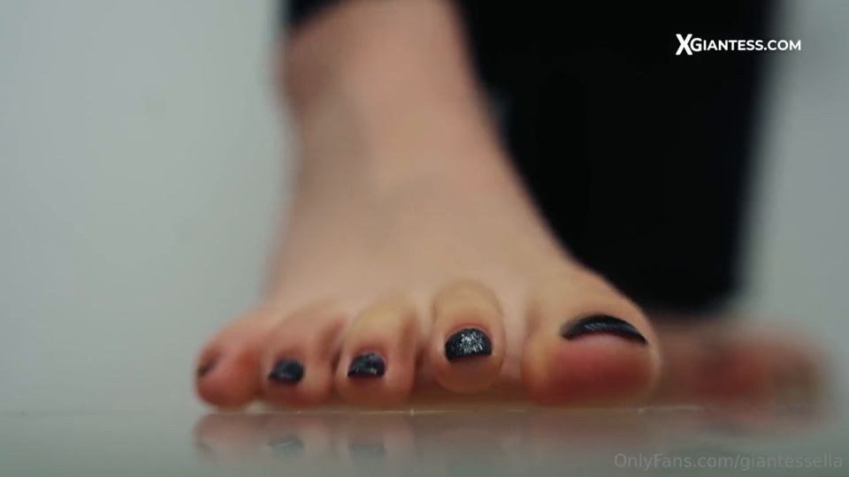 Xgiantess - Story Youre casa sola con tu hermanastra Te encogiste hacer 1 d11a (Porno fetiche)