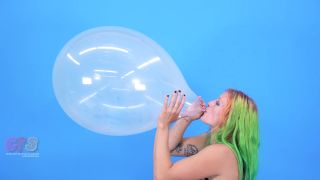 Custom Fetish - Kat s Blow to Pop Debut 4K - Fetish