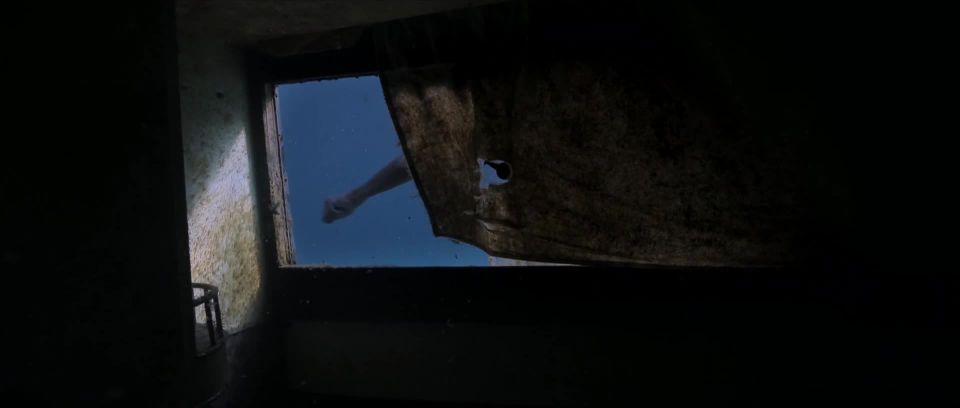 Julie Duval - La Mer est ma mere (2016) HD 1080p - [Celebrity porn]