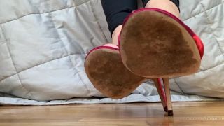 Onlyfans - Goddess Christine - findomchristine - findomchristineJimmy Choo Stiletto tease  min clip - 05-11-2020