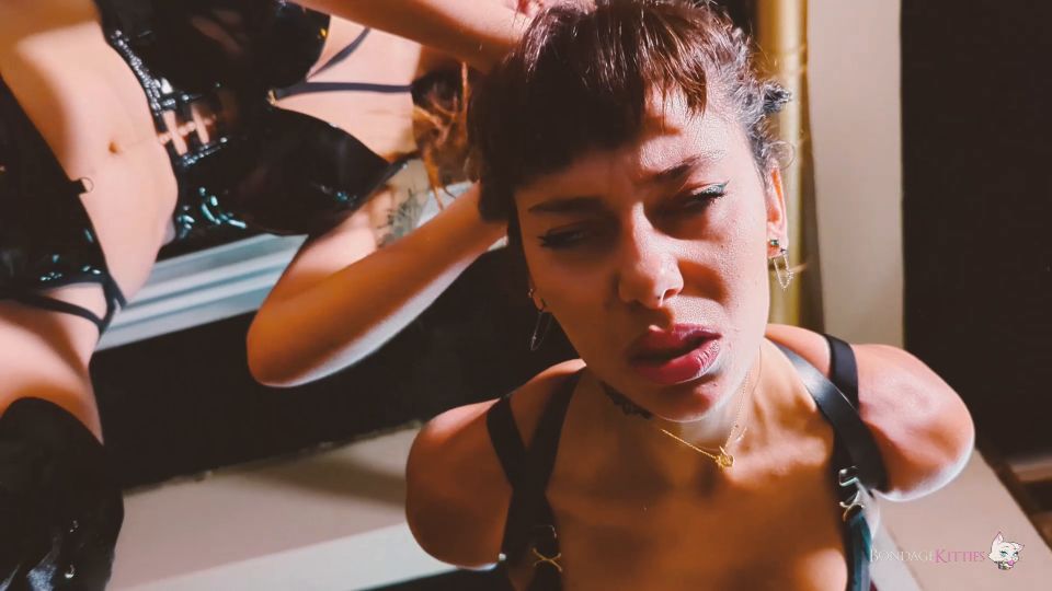 Kinky Leather Bondage Kitties - Full HD Femdom Thrill