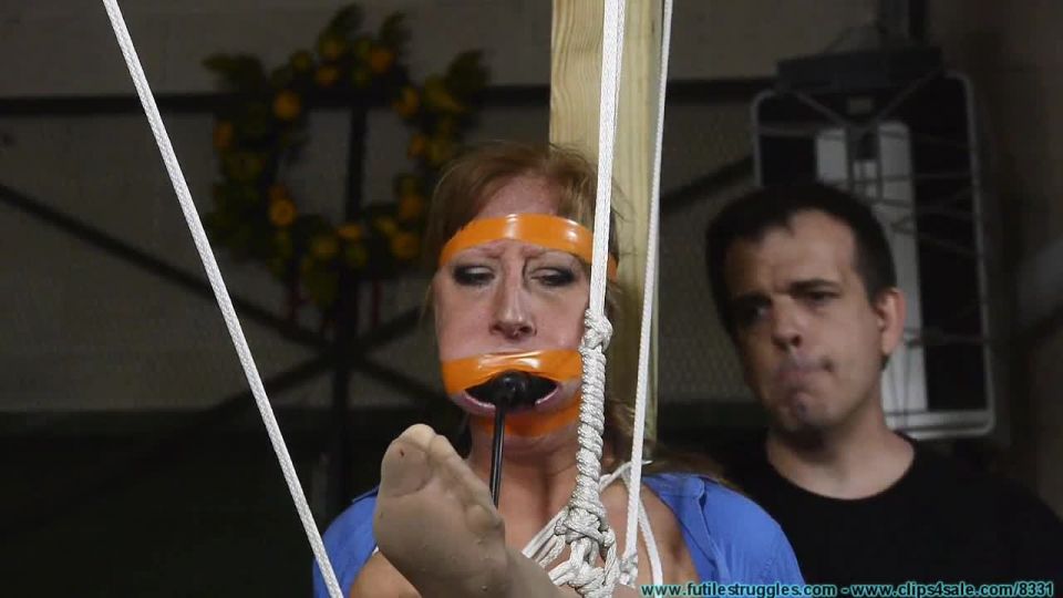 video de adultos 22 Bdsm lágrimas Bdsm porno  Cruel Gags y Crotchrope para Cristal Frost Parte 2  bdsm