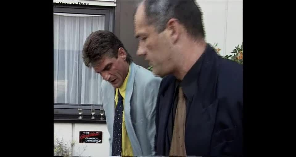 [SiteRip] OldManGangBang omgb OpasUndFickTeenies 01 640x480 2500k