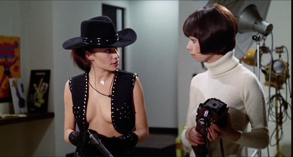 Carroll Baker, Ely Galleani, Isabelle De Funes, Angela Covello - Baba Yaga (1973) HD 1080p - (Celebrity porn)