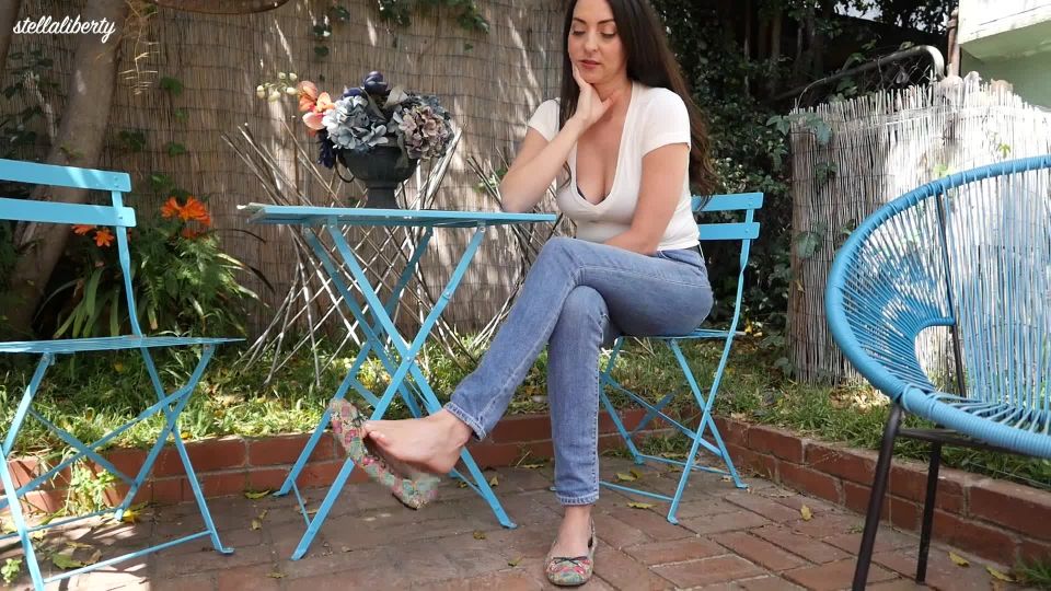 Stella Liberty - Family Reunion for Foot Boy Video Sex Do...