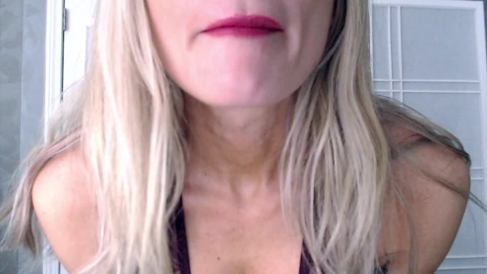 free porn clip 28 interracial femdom masturbation porn | Kerri King - Lipgloss for my Princess Mouth | femdom pov