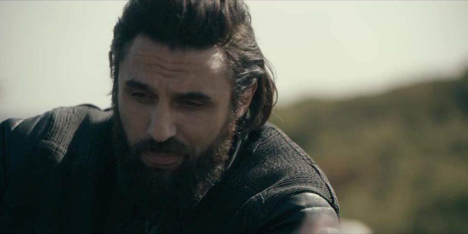 Katharina Schuttler - Perros de Berlín s01e07 (2018) HD 1080p!!!