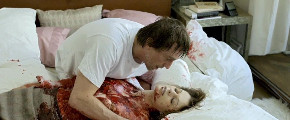 Lisa Belle, Jodii Christianson, Victoria Maurette - The The Theatre Bizarre (2011) HD 1080p!!!