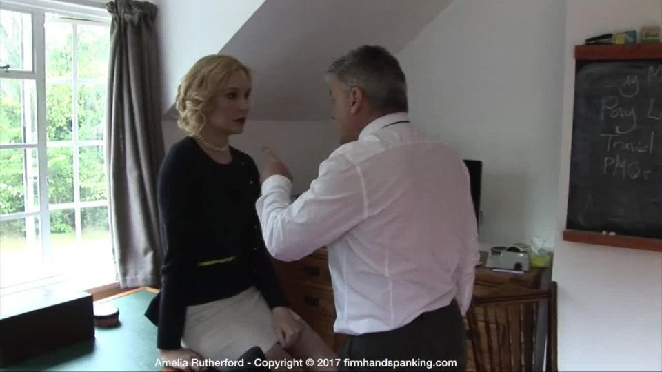 Amelia Rutherford - Política de Disciplina - Un Video Sexo...