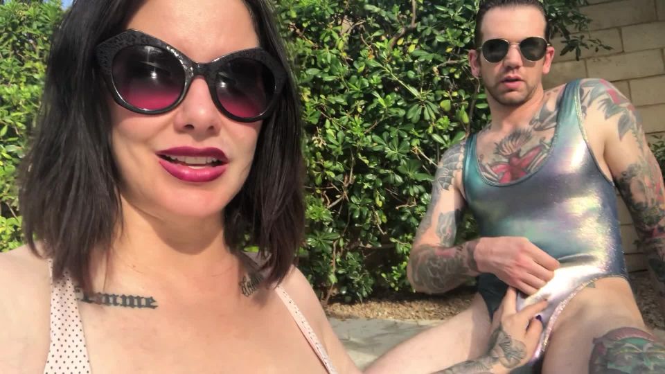 OnlyFans.com - Maitresse Madeline Marlow - Siterip - K2S () I tease his big hard clit stick in public while it