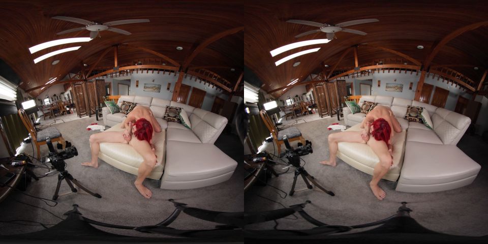 Samantha apesta y se lo traga todo - BTS Voyeur View Sinz 02-07-2025 - Pezón perforado