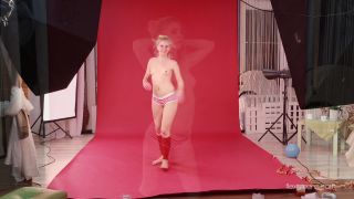 Passionate Paris Nights: Lovers' Exciting Romantic Adventure