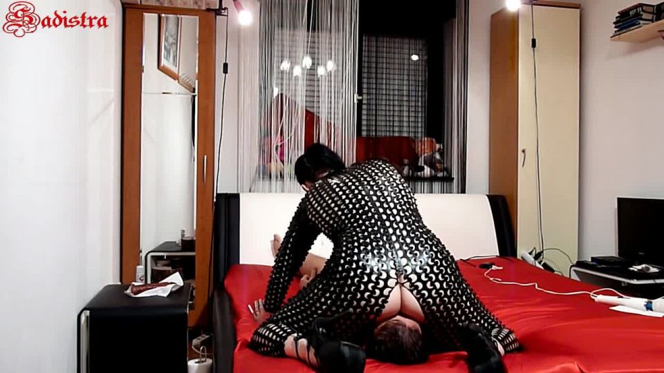 Steel Cat Claws Facesitting Pleasure Sex Clip Video Porn ...