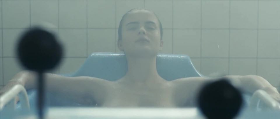 Eva Josefikova, Judit Bardos – Fair Play (2014 HD 720p!!!