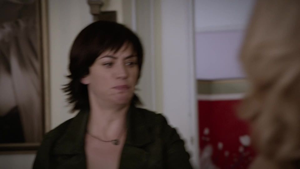 Kim Dickens – Hijos de la anarquía s06e03-10 (2013) HD 1080p!!!