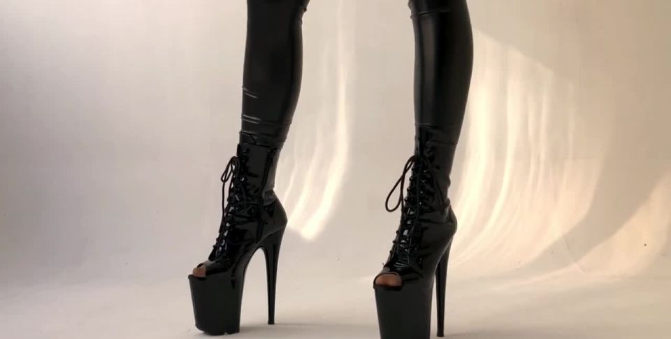 MylatexbabyDiana Topor Latex Corset & More