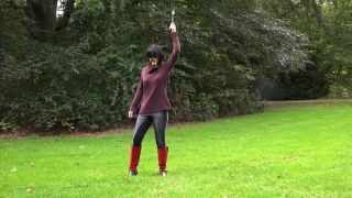 Femdom Porn FemdomFoto – Whiper – Cracking After Rain (German)