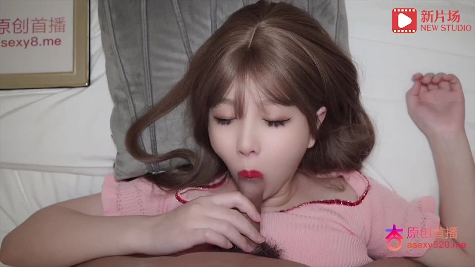 Shi La chica de la escuela lovelorn estaba borracha y la recogí y ella me rogó (porno divertido)