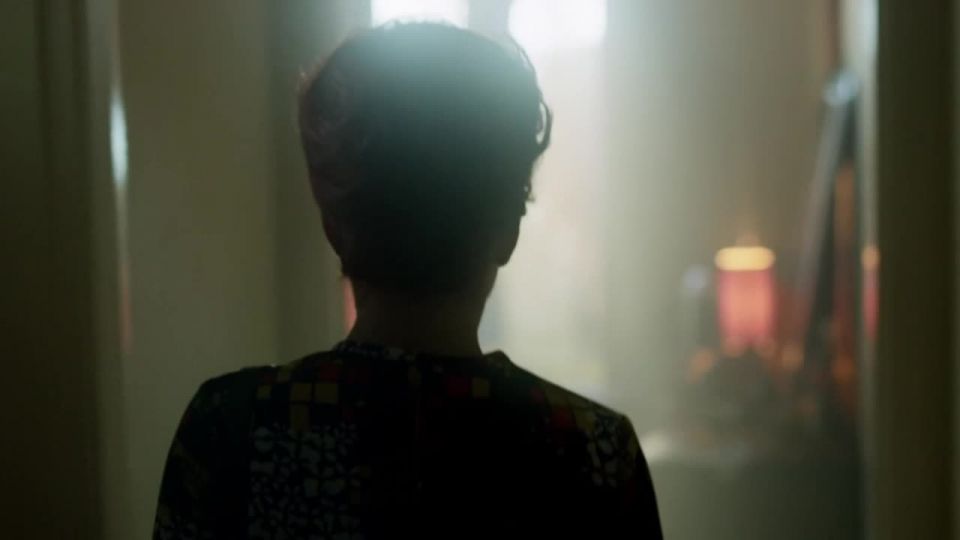 Joana Pires – Sra. Biggs s01e05 (2012) HD 720p – (Celebridad porno)