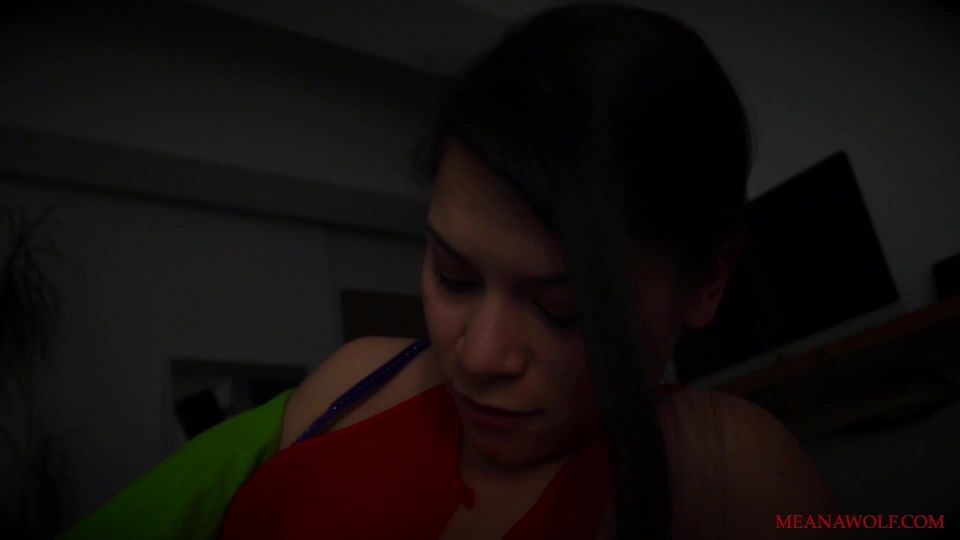 adulto clip 29 Meana Wolf - Momma necesita joven Dick en corrida fetiche masculino