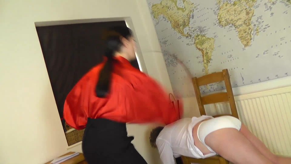 Letter from the science teacher -  ballbusting