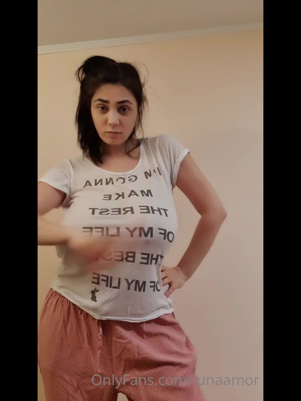 LunaAmor 5ead6d896c668cf8916c3 source