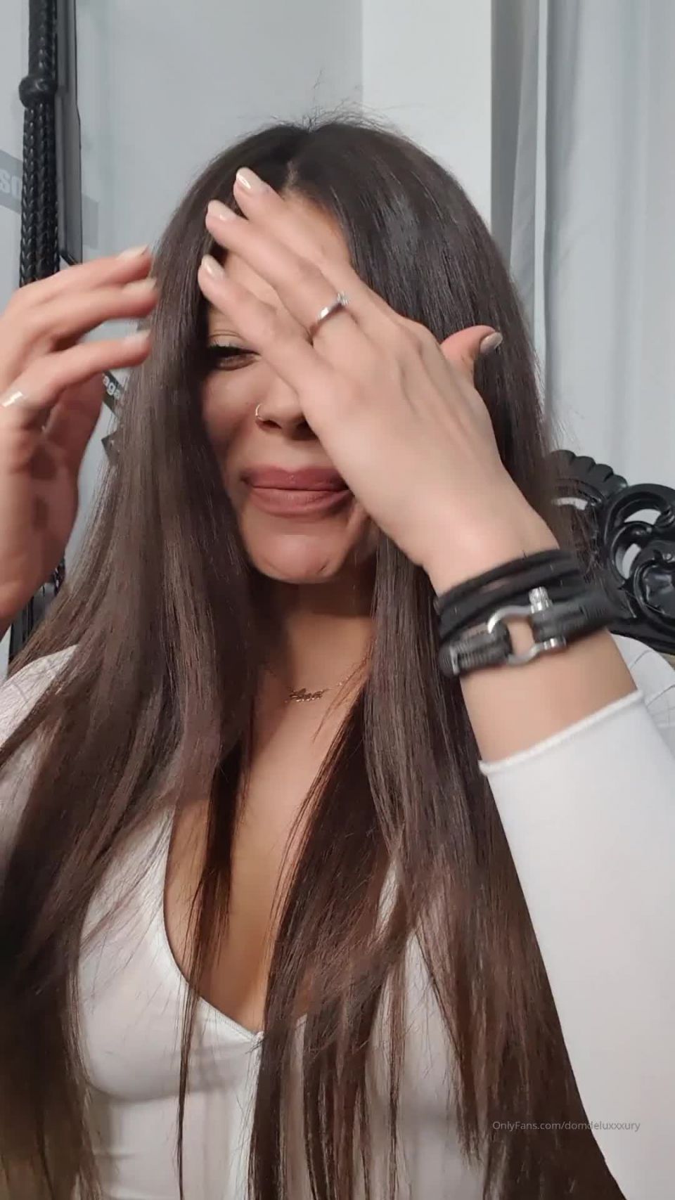 Diosa Domdeluxury - Domdeluxury - Siterip - K2S - UBIQFILE () Es tan agradable verte abierto