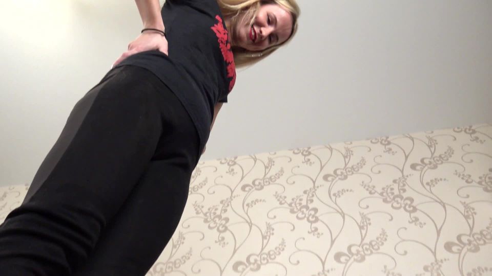 [GetFreeDays.com] Jasmine Lauren - Lick Our Feet Carpet feet