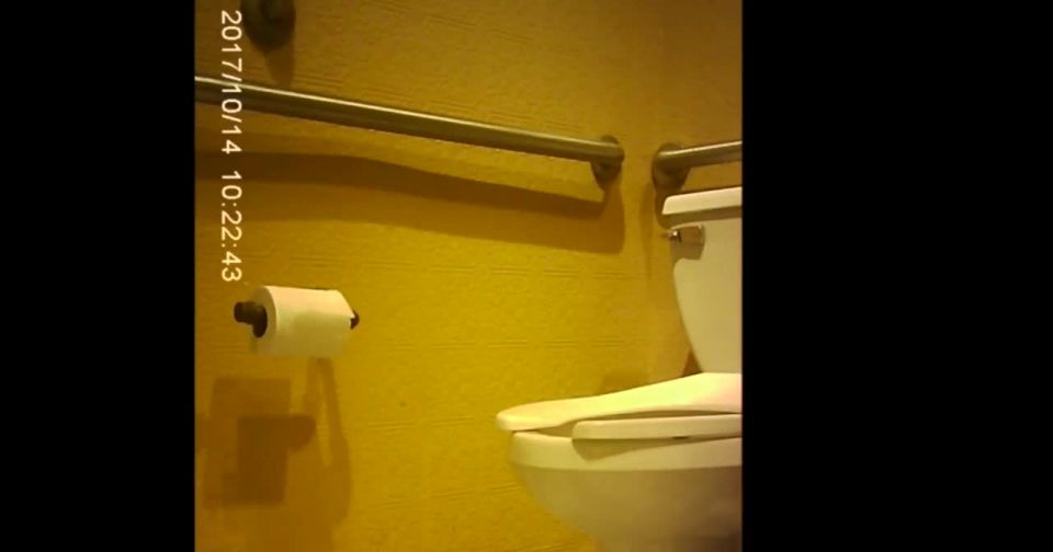 Porno en línea WC Indoor – Colegio de niñas inodoro 2