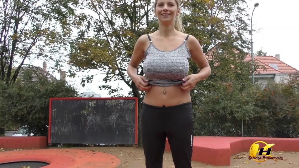 Katerina Hartlova – Jump and Running in Public Park – FullHD 1080p on asian girl porn asian girl videos