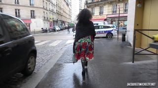 Amalia, 19, estudiante en intercambio de idiomas... (01.11.20) [--20]