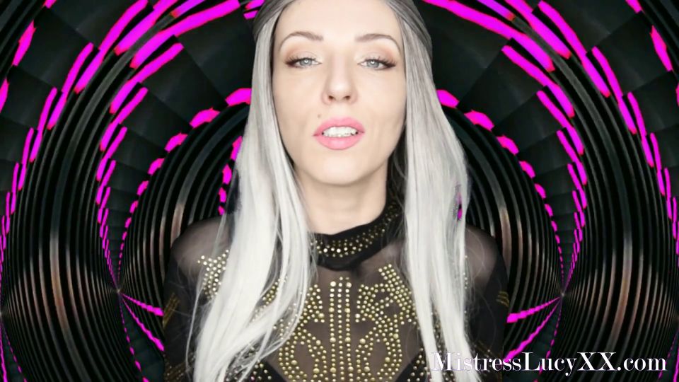 SeñoraLucyXX - Desmemoriante idiota (Porno femenino)