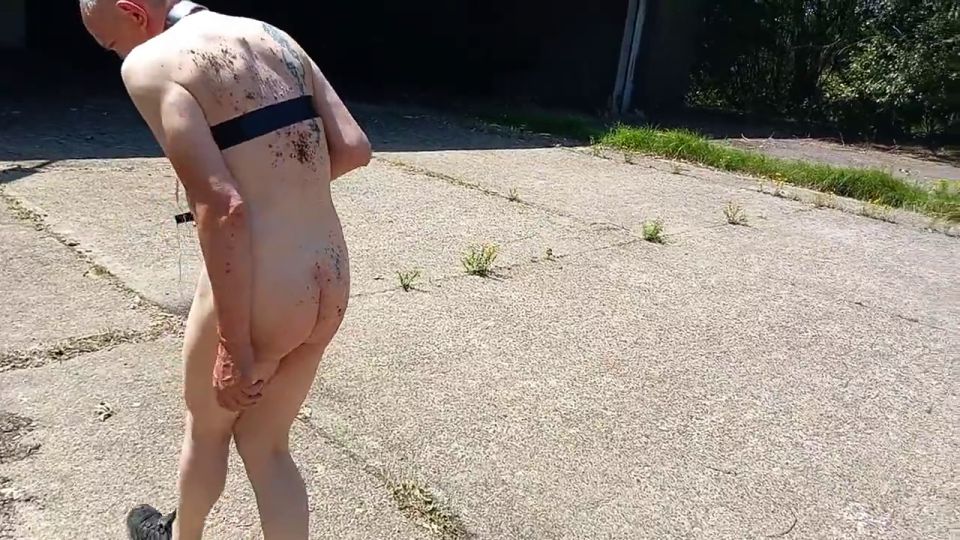 Femdom  Femdom Mistress Luciana - Bizarre Walk 