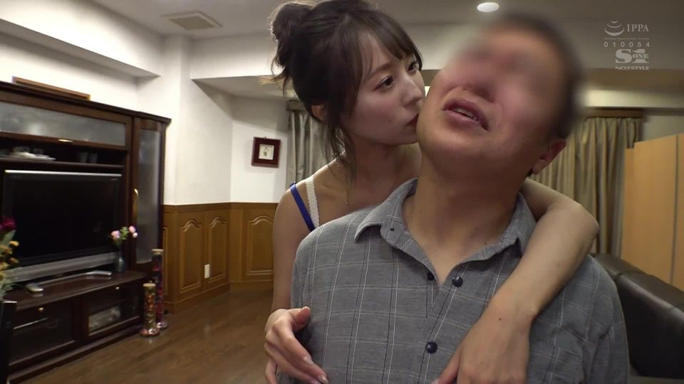 Do you want to be fucked sweetly while making out? Or... lasciviously fucked? Mariya Hoshi' is going to the houses of 3 M-men for 24 hours straight! ⋆.