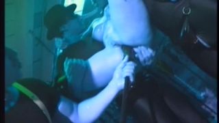 Ingrid Swede Spreads Wide Open to Masturbate before Getting MMF DP