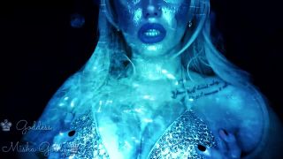 video en línea para adultos 16 La fiebre del oro – Sirena cruel te aterrorizará y tragará vivo – Mistress Misha Goldy – Rush ruso  joi  fetiche porno con subtítulos situaciones de dominación femenina