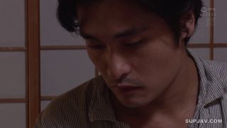 Reducing Mosaic MEYD-458 忘年会NTR ～一滴も酒が飲めない妻が上司のお酌を断りきれずに酔わされ中出しされた映像～ 希島あいり