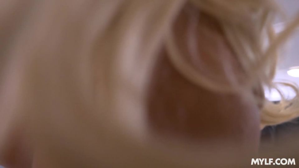 Jessica nova - first impressions are overrated - MILF