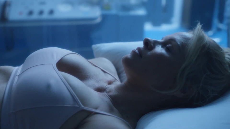 Pamela Anderson – Conectado (2015) HD 1080p - (Celebridad porno)