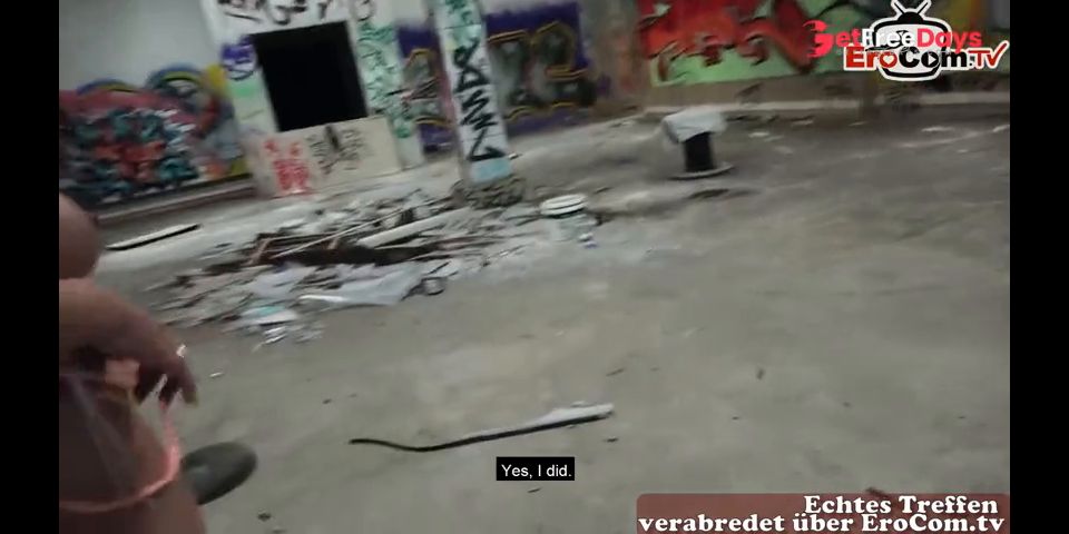 [GetFreeDays.com] Deutsche Milf hat ein Sextreffen mit einem Fremden in einer Ruine Sex Stream November 2022