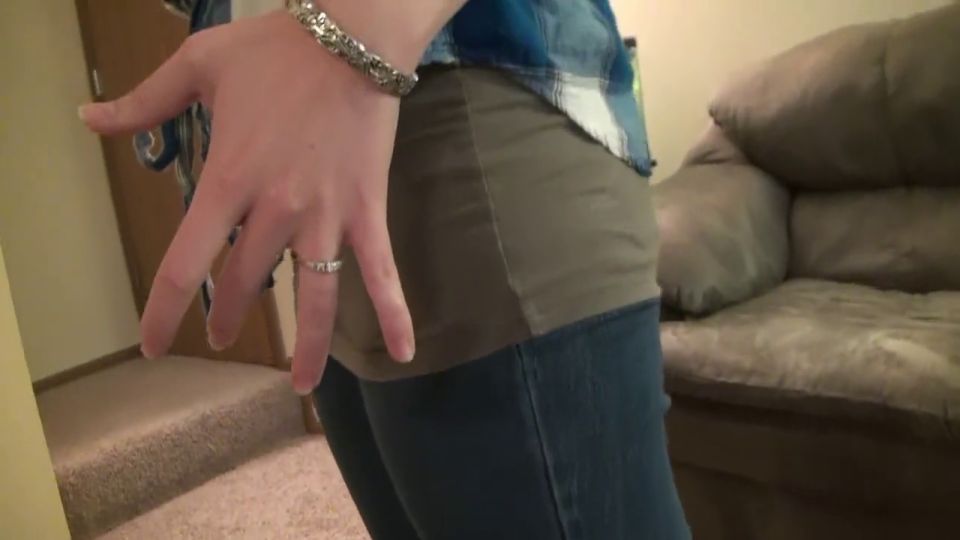 Video Megan Frozen In Time 720p HD