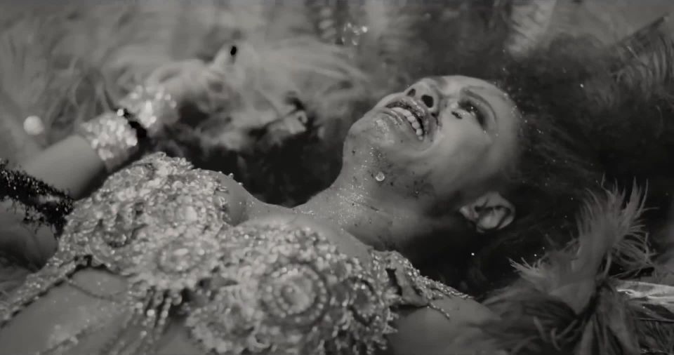 Ana Flavia Cavalcanti - Rainha (2016) HD 1080p - [Celebridad porno]