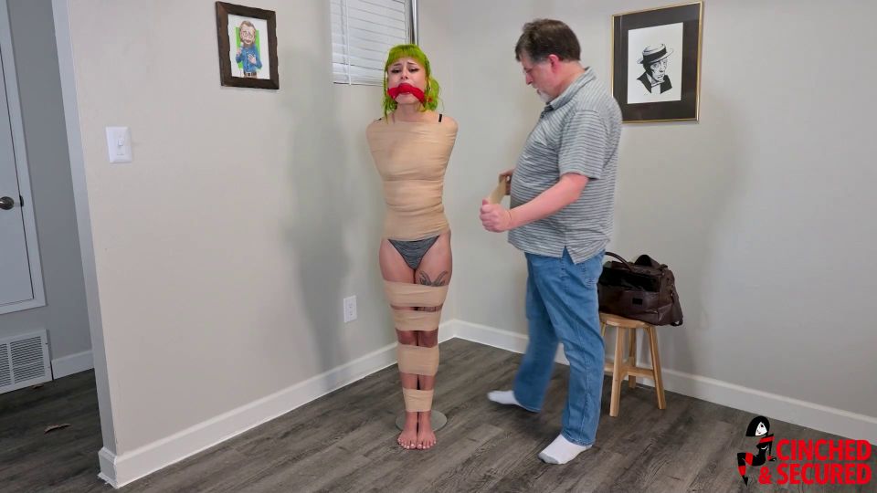 Lilith - Pole Bound Mummification Quick View Porn - New S...