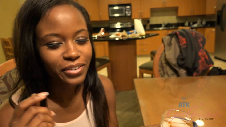Jezabel Vessir Las Vegas 1 (Ebony porn)
